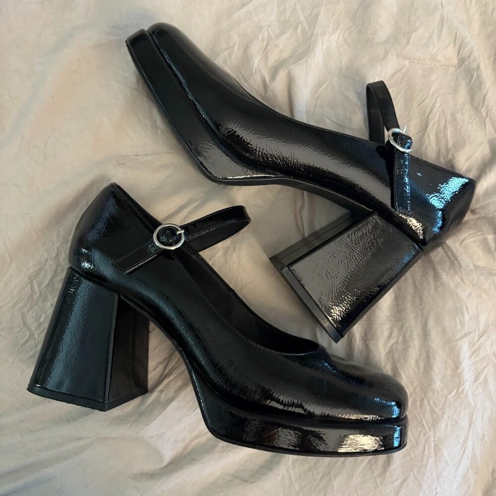 Steve Madden - Women's Mingle Two-Piece Platform Pumps - Fits 10.5